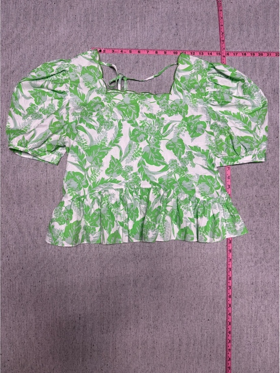 Olivaceous Tops - Olivaceous Green and White Floral Puff Sleeve Top, Size L